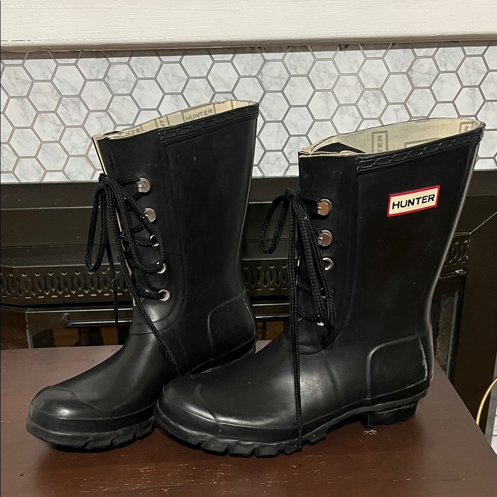 Hunter Black Lace-U Rain Boots